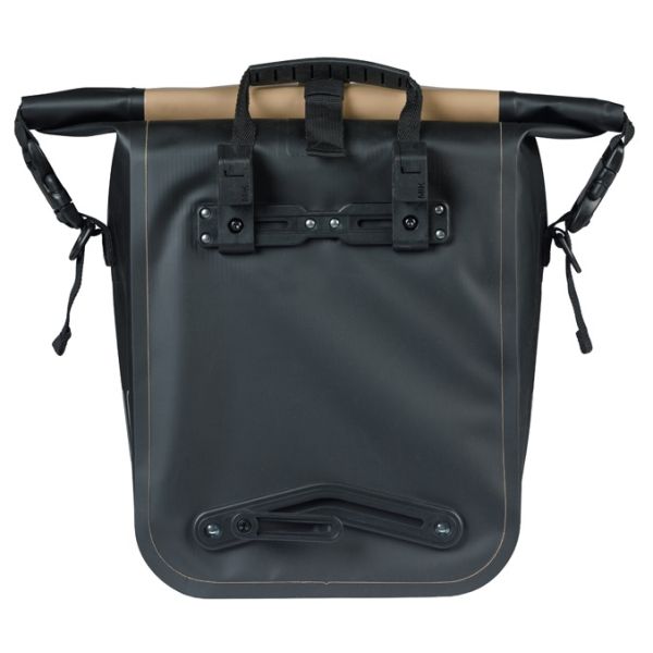 Enkele fietstas Basil Rivo M tarpaulin MIK 12-15L 14 x 25 x 38 cm - zandzwart