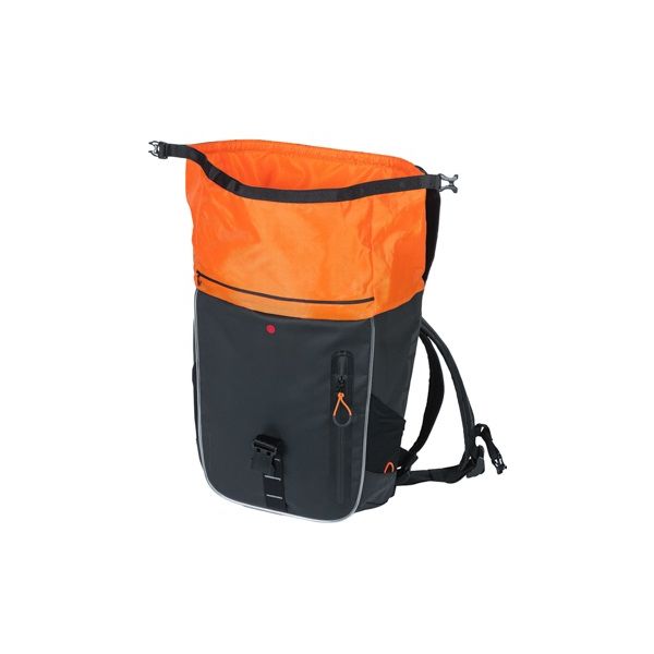Fietsrugzak Basil Miles Tarpaulin Nordlicht 17 liter 31 x 17 x 44 cm - zwart/ oranje